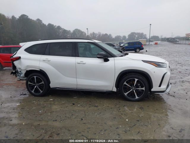 5TDLZRAH3MS061972 Toyota Highlander Xse