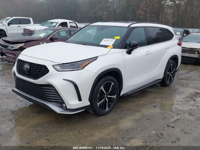 5TDLZRAH3MS061972 Toyota Highlander Xse