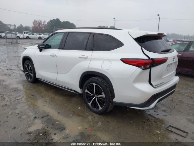 5TDLZRAH3MS061972 Toyota Highlander Xse