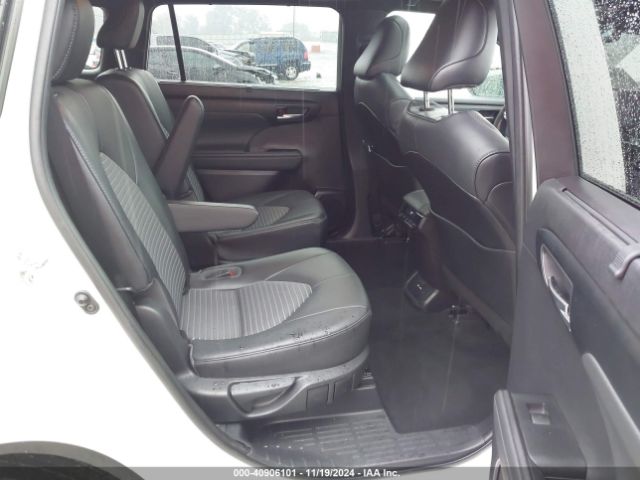5TDLZRAH3MS061972 Toyota Highlander Xse