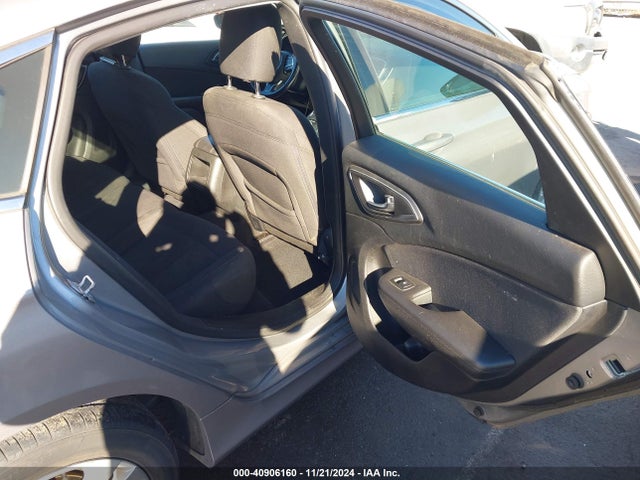 Chrysler 200 Limited 2015 1C3CCCAB9FN598546 Image 8