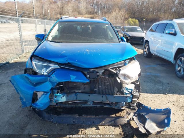 JTMRFREV6JJ180921 Toyota Rav4 Adventure/xle