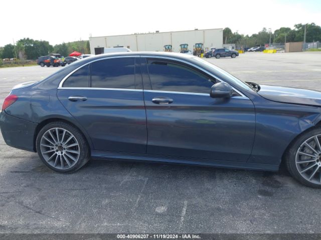 55SWF4JB6GU113218 Mercedes-Benz C-class C 300/luxury/sport