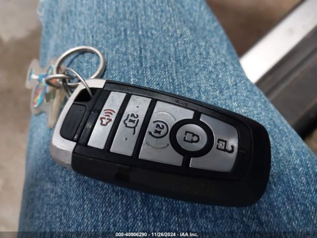1FMCU9H91LUB69428 Ford ESCAPE SEL