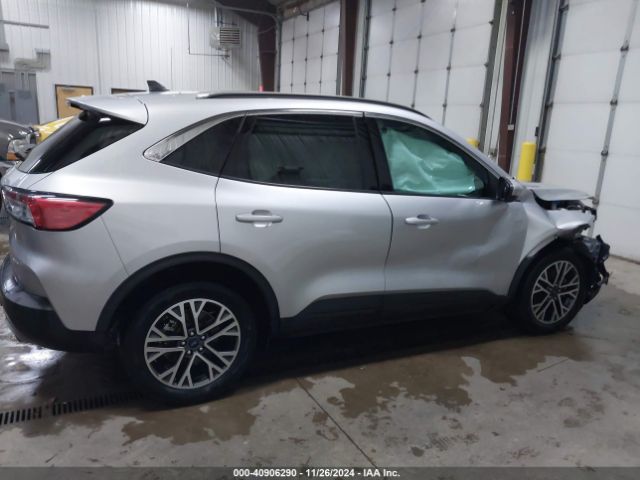 1FMCU9H91LUB69428 Ford ESCAPE SEL