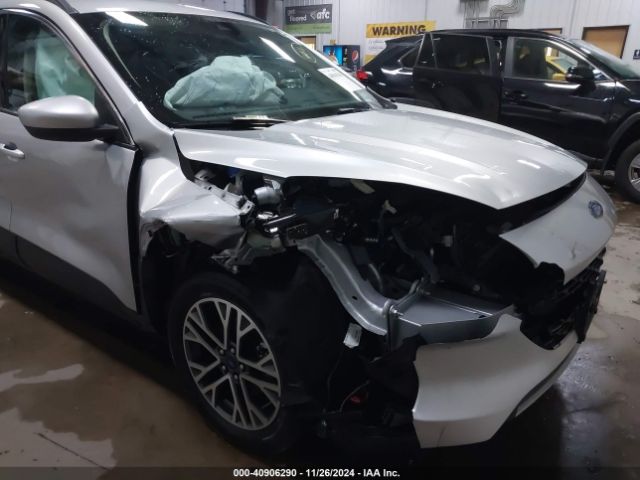 1FMCU9H91LUB69428 Ford ESCAPE SEL