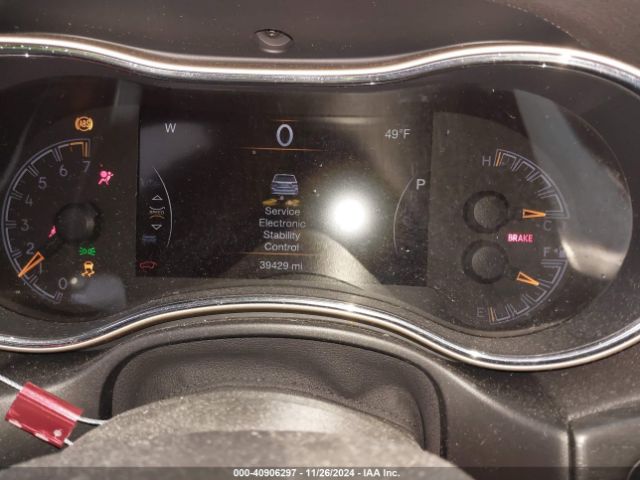 1C4RJFAG3HC962855 Jeep Grand Cherokee Laredo 4x4