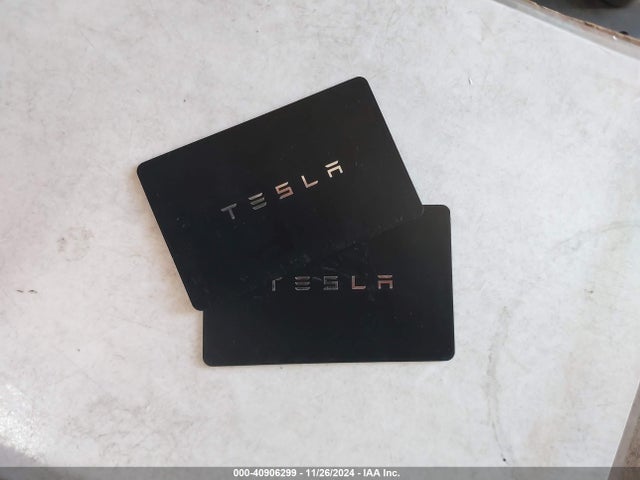 2024 TESLA MODEL Y 7SAYGDEE8RA252538 Photo 10