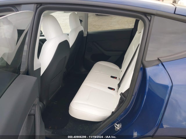 2024 TESLA MODEL Y 7SAYGDEE8RA252538 Photo 7