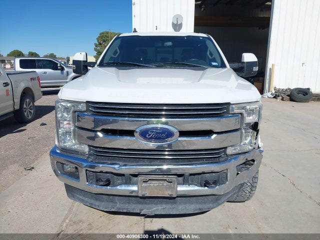1FT7W2B67KEG78180 Ford F-250 Lariat