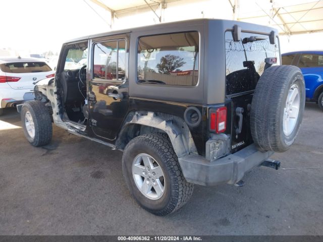 1C4BJWDG4HL644661 Jeep Wrangler Unlimited Sport 4x4