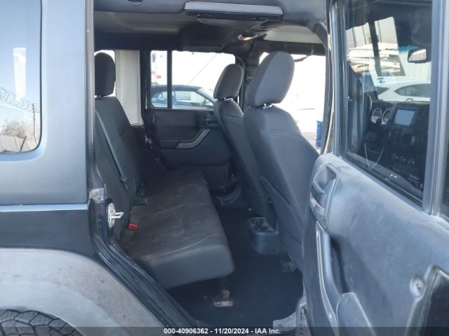 1C4BJWDG4HL644661 Jeep Wrangler Unlimited Sport 4x4