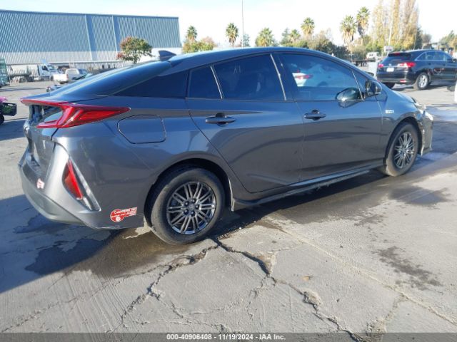 JTDKARFP3H3042297 Toyota Prius Prime Premium