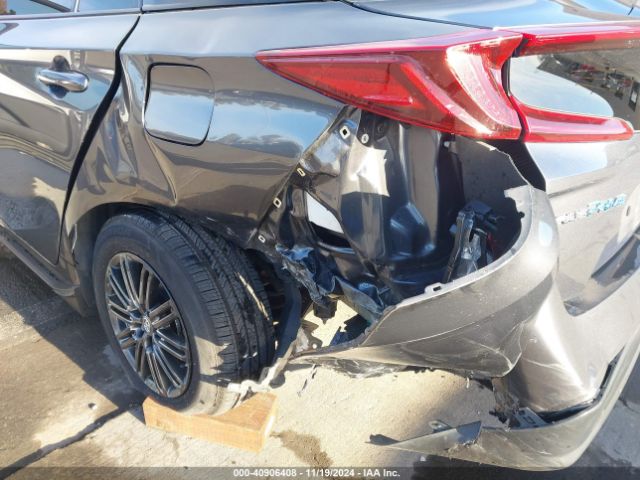 JTDKARFP3H3042297 Toyota Prius Prime Premium