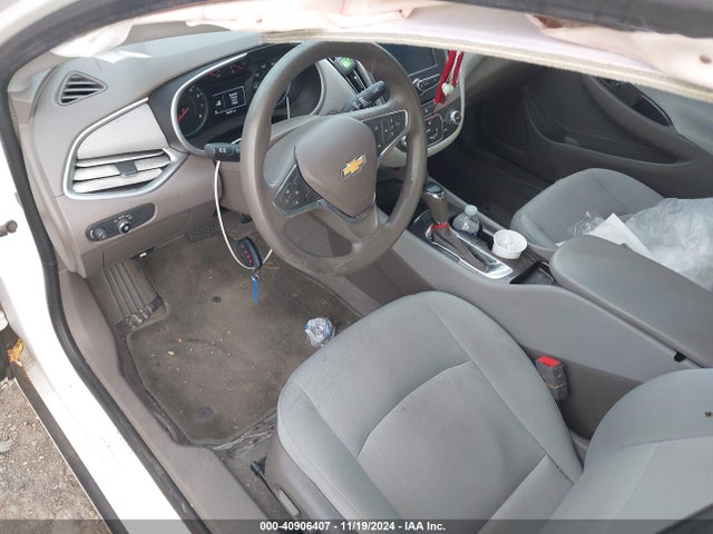 1G1ZC5ST9HF239499 Chevrolet Malibu 1fl