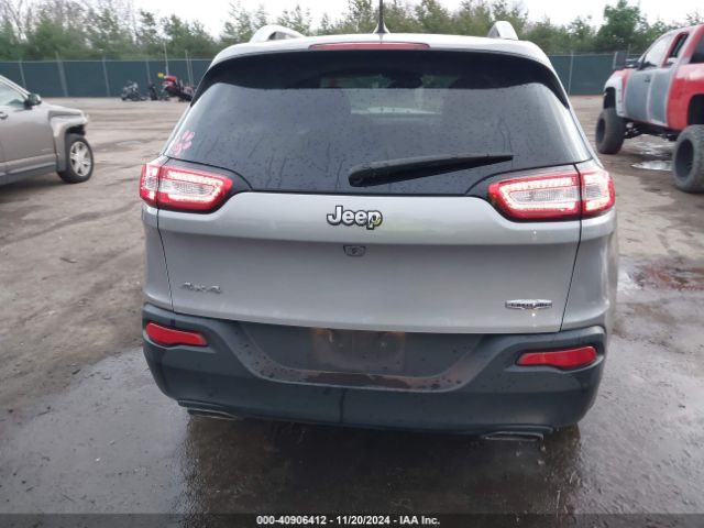 1C4PJMCX2JD616997 Jeep Cherokee Latitude 4x4