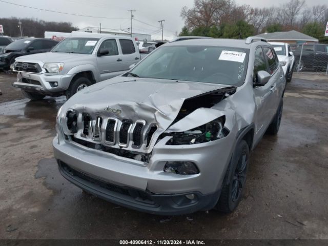 1C4PJMCX2JD616997 Jeep Cherokee Latitude 4x4