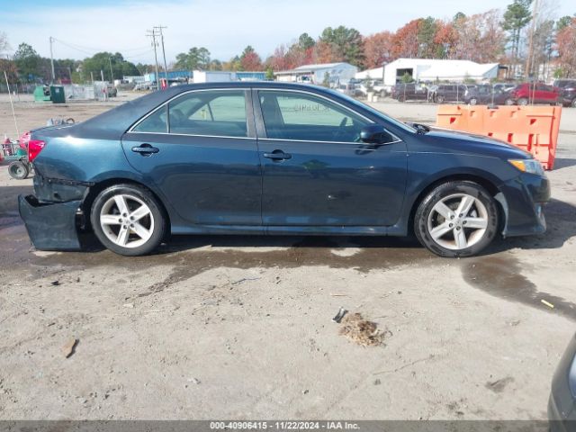 4T1BF1FK4EU444533 Toyota CAMRY SE