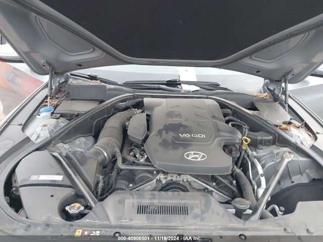 Hyundai Genesis 3.8 2015 KMHGN4JE2FU071005 Image 10