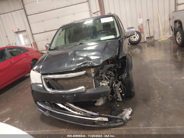 2C4RC1CG8ER407798 Chrysler Town & Country Touring-l 30th Anniversary