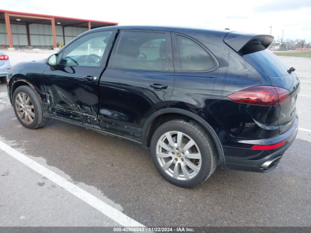 2016 PORSCHE CAYENNE WP1AA2A23GLA01597 Photo 2