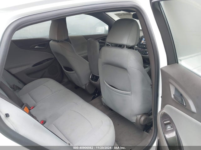 1G1ZE5STXHF161406 Chevrolet MALIBU 1LT