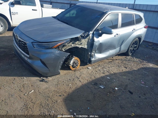 5TDKDRAH9PS045905 Toyota Highlander Le
