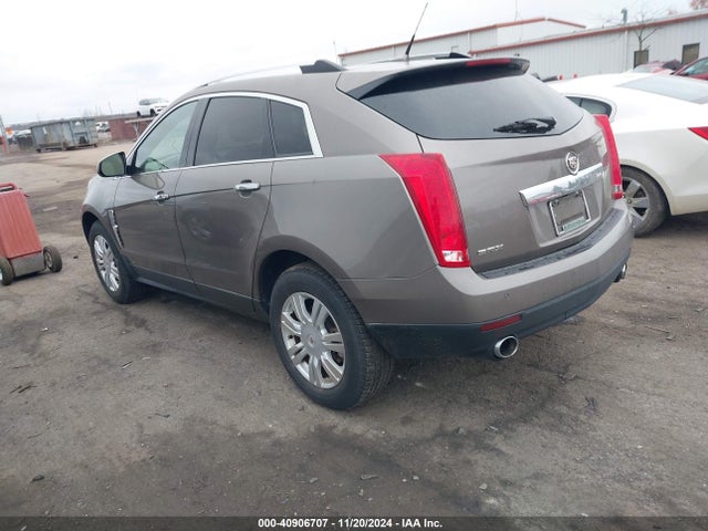 2011 CADILLAC SRX 3GYFNAEY5BS658354 Photo 2
