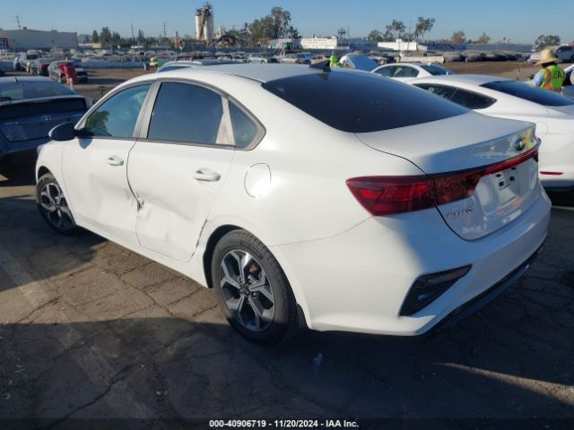 3KPF24AD8LE246822 KIA Forte Lxs