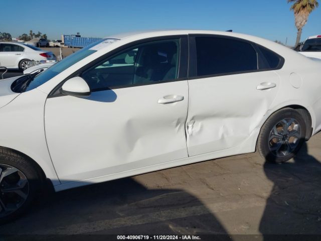 3KPF24AD8LE246822 KIA Forte Lxs