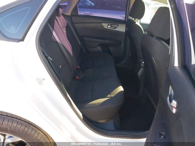 3KPF24AD8LE246822 KIA Forte Lxs