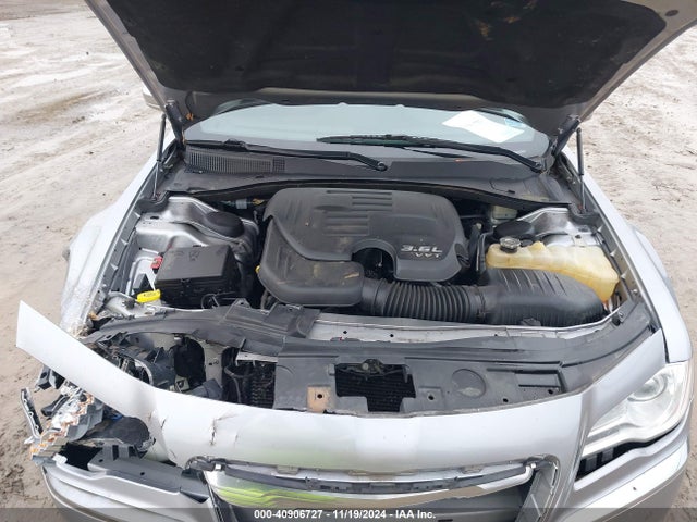 Chrysler 300C 2014 2C3CCAEG0EH346895 Image 10