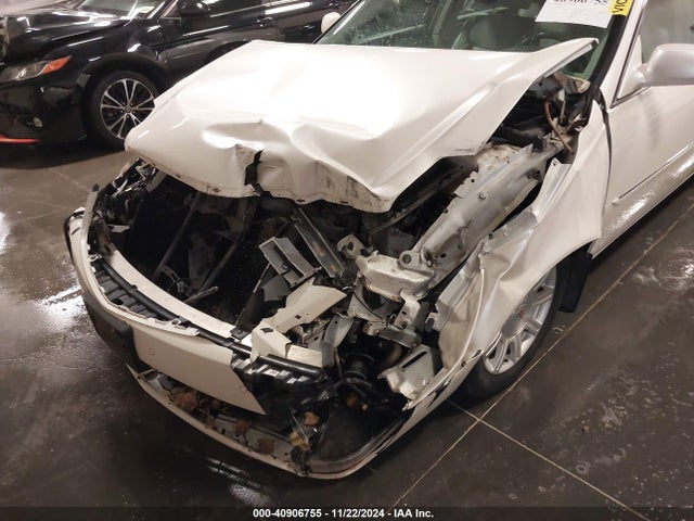 2011 CADILLAC DTS 1G6KD5E67BU126264 Photo 5