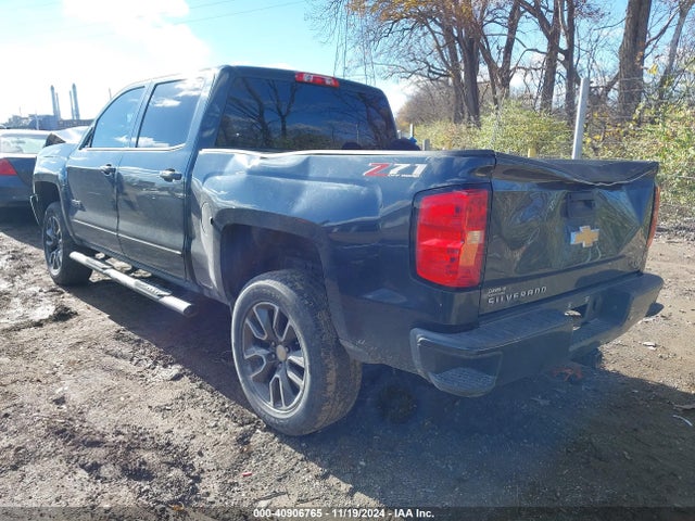 3GCUKREC5JG187607 Chevrolet Silverado 1500 2lt