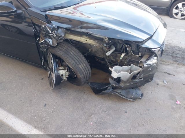 1N4BL4DV2NN368435 Nissan Altima Sv Fwd