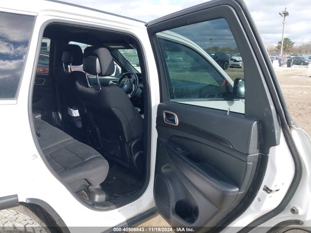 Jeep Grand Cherokee Laredo 2015 1C4RJFAG0FC758432 Image 8