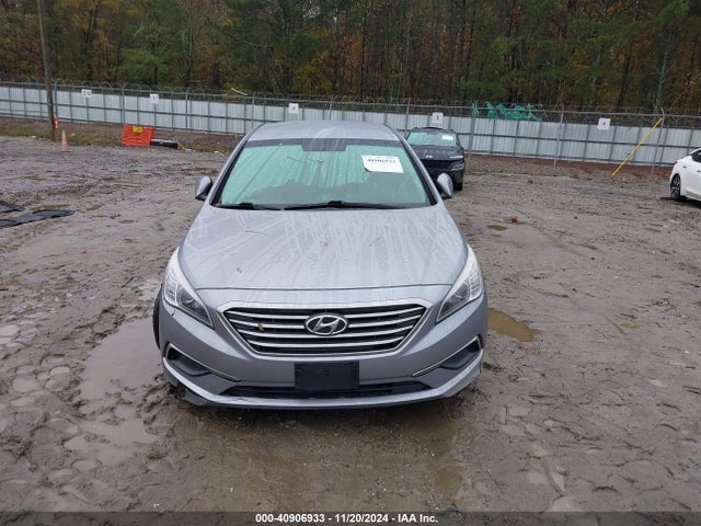 Hyundai Sonata 2017 5NPE24AF0HH520255 Image 11