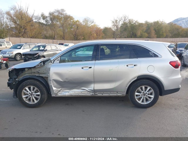 KIA Sorento 3.3l Lx 2019 5XYPGDA50KG471641 Image 14