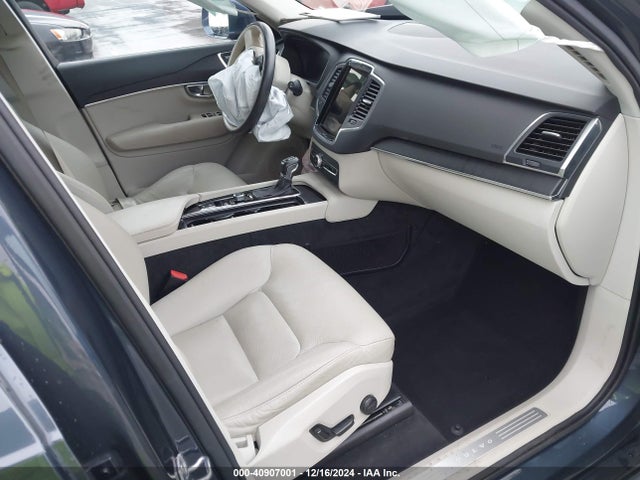 YV4102PK0L1541357 Volvo Xc90 T5 Momentum 7 Passenger
