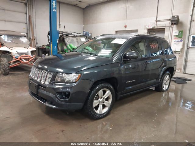 1C4NJDEB2ED741304 Jeep Compass Latitude