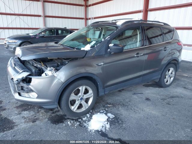 1FMCU9GX5EUB52733 Ford ESCAPE SE