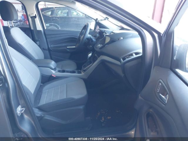 1FMCU9GX5EUB52733 Ford ESCAPE SE