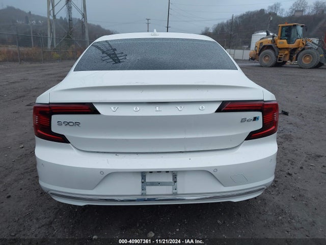 Volvo S90 B6 Plus 2023 LVY062MN8PP314201 Image 17