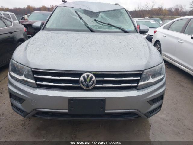 3VV2B7AX8LM016330 Volkswagen Tiguan 2.0t Se/2.0t Se R-line Black/2.0t Sel