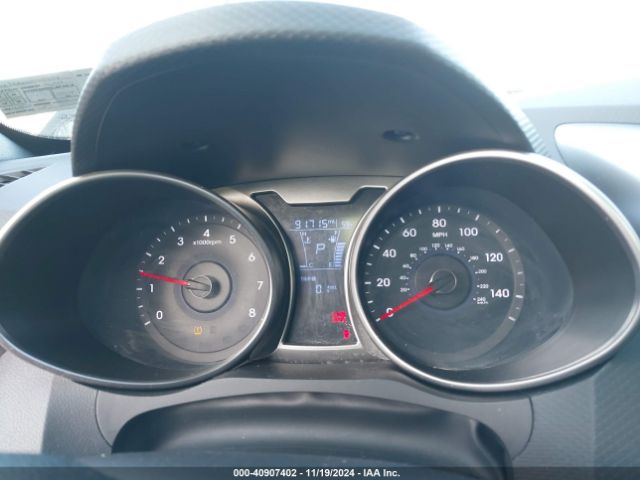 KMHTC6ADXHU317597 Hyundai Veloster Value Edition