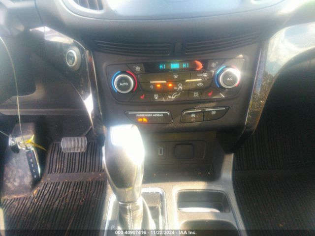 1FMCU0GD9KUA11564 Ford ESCAPE SE