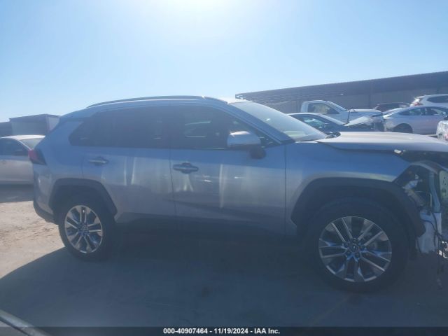 2T3C1RFV5KW031180 Toyota Rav4 Xle Premium