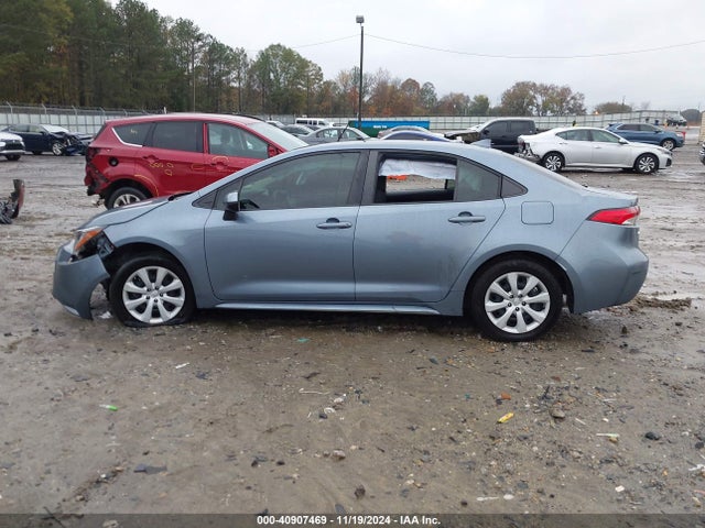 Toyota COROLLA LE 2022 JTDEPMAE6NJ204709 Image 14