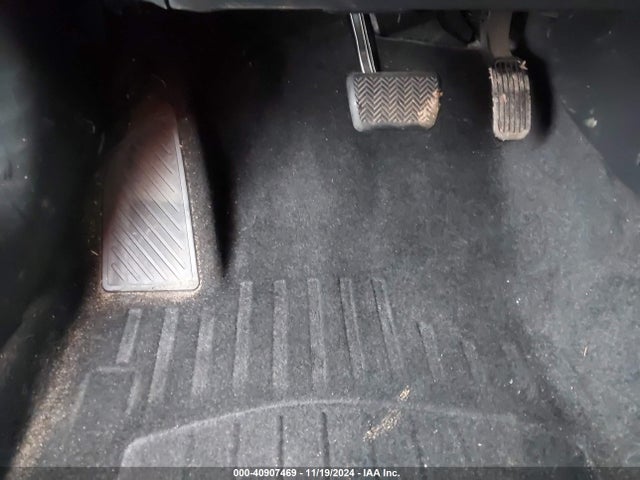 Toyota COROLLA LE 2022 JTDEPMAE6NJ204709 Image 17