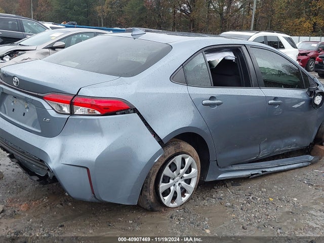 Toyota COROLLA LE 2022 JTDEPMAE6NJ204709 Image 18